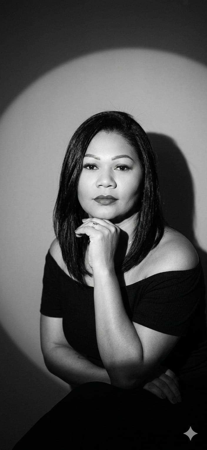 Homenagem — persistente, matriarca, artesã