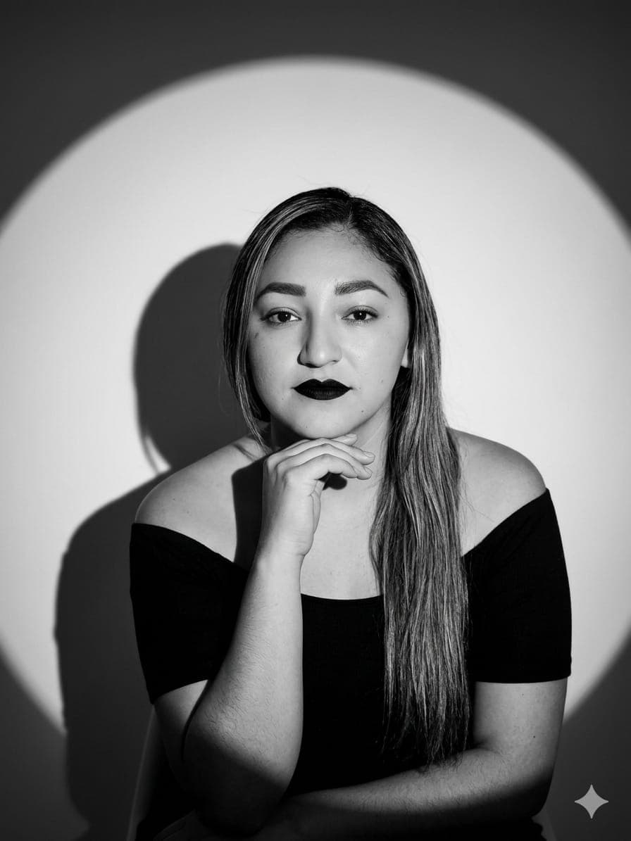 Homenagem — insistente, anciã, agregadora