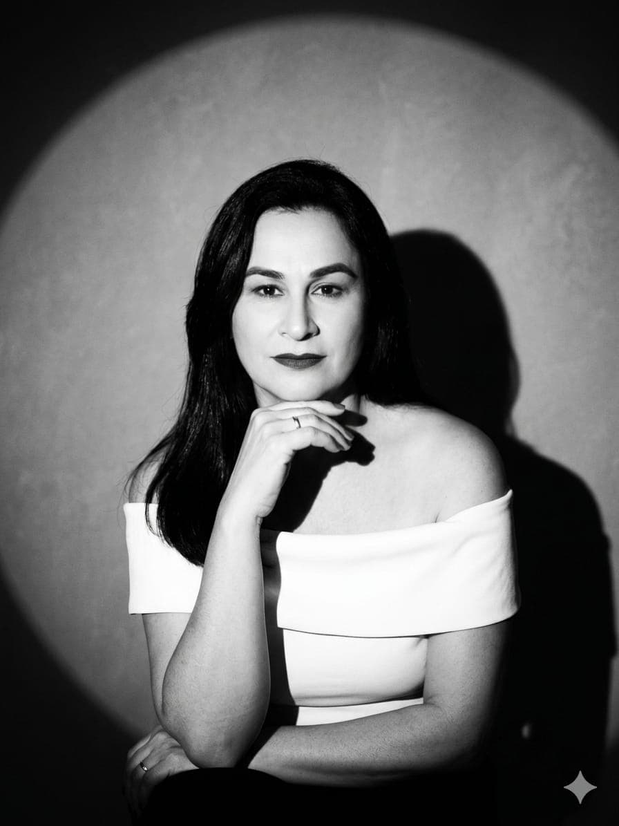 Homenagem — facilitadora, autodidata, cantora